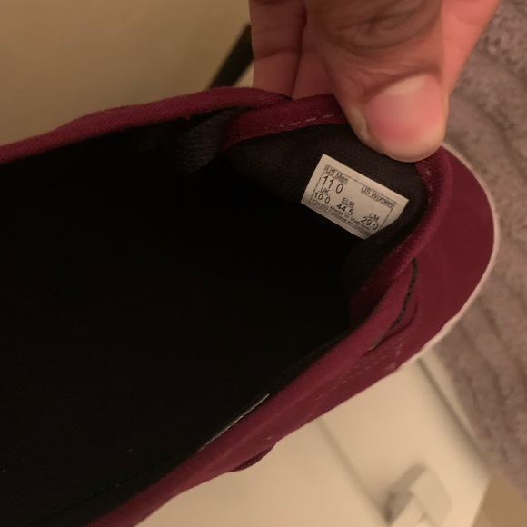 Vans - Picture 4 of 4